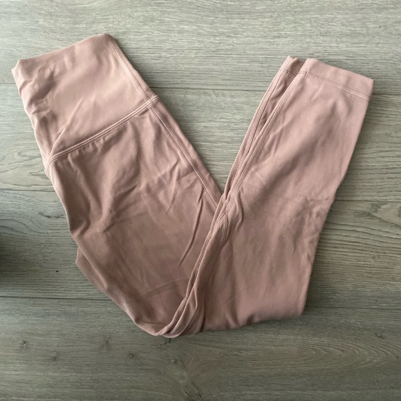 ⭐️Lululemon Align HR Crop 23” Twilight Rose⭐️ - Picture 1 of 11